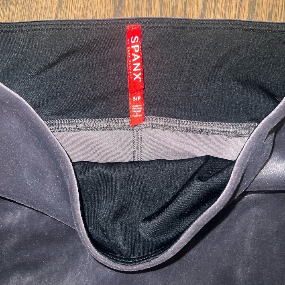 Spanx‎ Velvet Leggings Lapis Night Gray High Waisted Shaping Leggings Small S/P - Picture 3 of 4